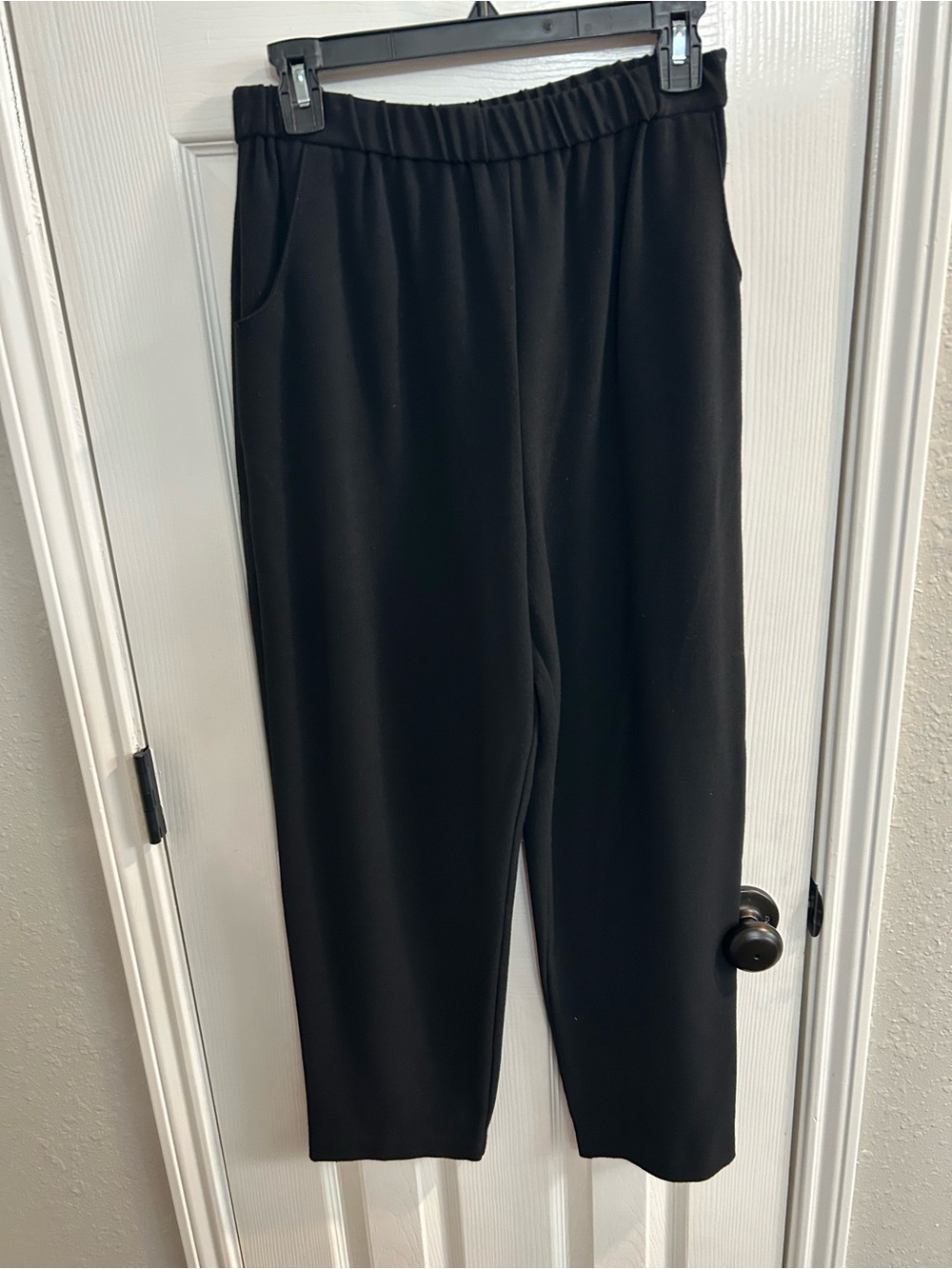 JM collection women’s size 10 pull on black pants